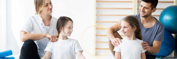 Comment les principes de posture en Aikido peuvent-ils bénéficier aux personnes travaillant de longues heures devant un ordinateur?