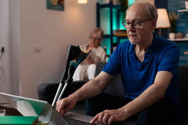 Quels sont les étirements les plus efficaces pour les muscles ischio-jambiers des danseurs classiques?